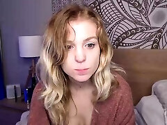 Blonde teenager Sierras first erotic masturbation video