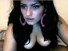 Latina webcam strip boobies