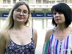 elle a travaillé à berlin avec emily et marie