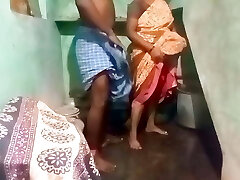 priyanka aunty salle de bain sexe à la maison