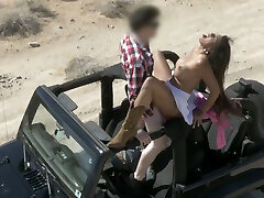 Диплом прожорлив брюнетка Мерседес Каррера девушка дает голова в машине
