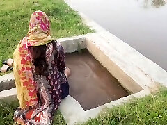 पाकिस्तानी गर्म सौतेली बहिन कट्टर सेक्स और खेल खेलने के साथ उसके सौतेला भाई पूर्ण गर्म सेक्स फिल्में