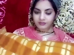 genieße sex mit stiefbruder, als ich alleine in ihrem schlafzimmer war, lalita bhabhi sexvideos in hindi-stimme