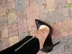 Heels and Feet Taunt