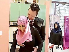 Arab step Daughter In Hijab Plumbs Ella Knox