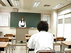 professeur d'école baisée par son élève professeur d'école baisée par son élève