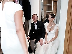 la future mariée et sa meilleure amie partagent une bite-ryan keely & serena hill