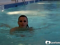 la piscine est la meilleure pour clignoter
