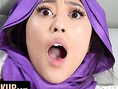 Hijab Orgy - Muslim Girl Alexia Anders Pleasures Her Boyfriend And Makes Him Cum On Her Arab Vagina