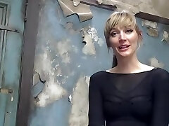 Amateur hands free close-up blow-job Amateur hands free close-up blow-job