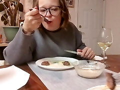 Bon Appétit #2 (Piss gravy and piss dipping sauce)