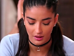 palatable fille emily willis va cornée et aime travailler sur le trempage de la chatte palatable fille emily willis va cornée et aime travailler sur le trempage de la chatte