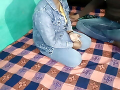 professeur baisé étudiant première fois audio hindi clair