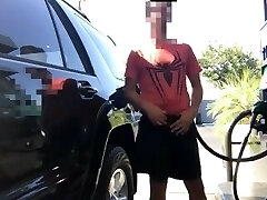 Exibitionist guy displays his cock white fueling