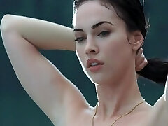 Jennifers Figure (2009) Amanda Seyfried and Megan Fox