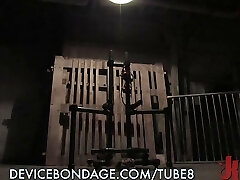 Babe on an Ass Pounding Machine