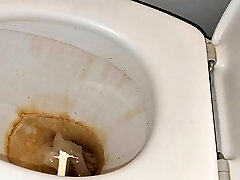 pulizia brutto wc in gomma