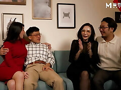 Interchange the mature slut wife and have sex with her fuck her big boobs and moist pussy