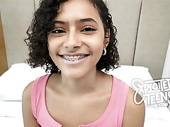 This Puerto Rican has AMAZING tits and a obese shaved pussy