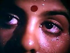 Murli, Kuili uncensored - Kannil Etho Minnal -Song