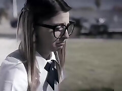 Nerdy school teen enjoyed fucking in her first DP sex