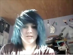Blue haired fledgling emo girl with pierced lip was rubbing her clittie