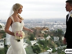 Luxurious bride taste bigcock on wedding night and gets fucked Luxurious bride taste bigcock on wedding night and gets fucked