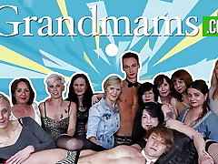 Squirting brings Grannies Together