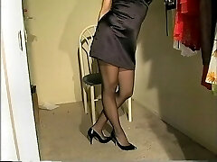 Getting Clothed in Pantyhose