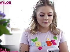 GIRLSRIMMING - Nosey teen Jill Taylor tries ass licking