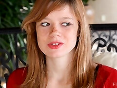 Gwen A Beautiful Fresh Teen - L L, At Night And Big Breasts