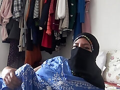arabic egyptian tranny with hefty dick wants to have anal sex
