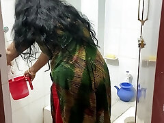 I went to the bathroom and started smashing my stepsister
