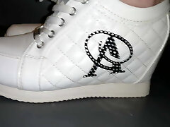 White sport shoes Lady L (video short version)