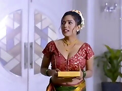 Molten Indian maid fucked by her boss like a bitch