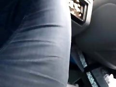 foot fetysz w samochodzie