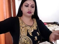 NRI INDIAN Wife NUDE  GETTING DRESSED 