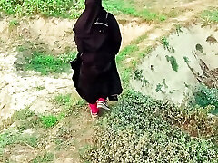 Called a fabulous girl wearing hijab from outside and had humped.