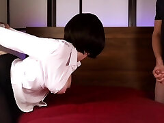 geile schlampe liebt es wirklich, wenn ihr mann zusieht, wie sie gefickt wird geile schlampe liebt es wirklich, wenn ihr mann zusieht, wie sie gefickt wird