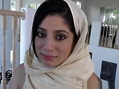 SINGLE ARAB Mother GETS FUCKED BY HER NEIGHBOR Big Black Cock (SNAP : XXSARAHBABEE) SINGLE ARAB Mother GETS FUCKED BY HER NEIGHBOR Big Black Cock (SNAP : XXSARAHBABEE)