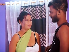 hausbesitzer verführte seinen sexy diener, während seine frau nicht zu hause war hausbesitzer verführte seinen sexy diener, während seine frau nicht zu hause war