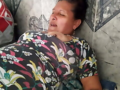 I surprise her while she washes and gets her vag ate