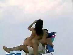 Honey On The Beach 2 Honey On The Beach 2