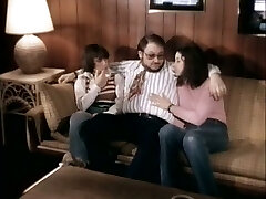 Super-hot hot exotic young brunettes suck dinky of a chubby man