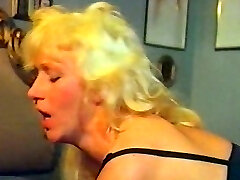 Aunt in heat Aunt in heat