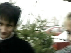 Auf der Rastplatz aufgegabelt und gefickt Auf der Rastplatz aufgegabelt und gefickt