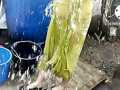 Bhabhi anita yadav ki scorching bathing Bhabhi anita yadav ki scorching bathing