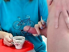 Old lady handjob spunk in coffee food fetish
