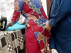 Desi Pakistani Beautifull Maid Torn Up On Iron Table