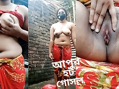 My stepsister make her bath video. Beautiful Bangladeshi woman big boobs mature shower with full nude